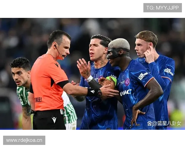 切尔西核心球员尚未确立，阵容稳定性面临考验，影响赛季竞争力