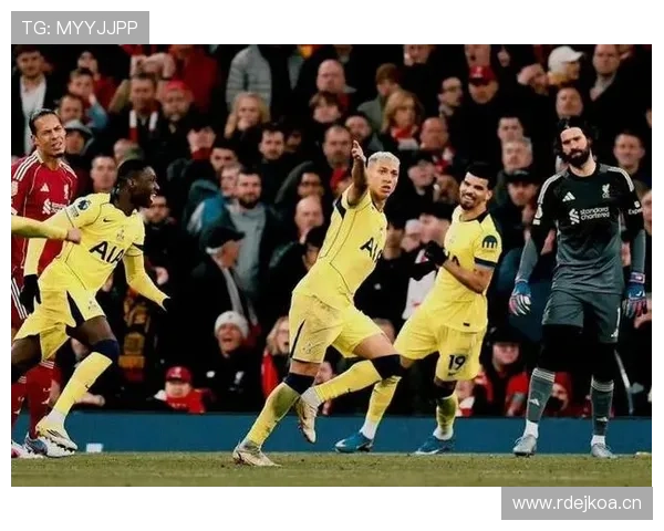 热刺控球与推进能力突出,为何仍难转化为稳定胜势? 热刺控球与推进能力突出,为何仍难转化为稳定胜势?