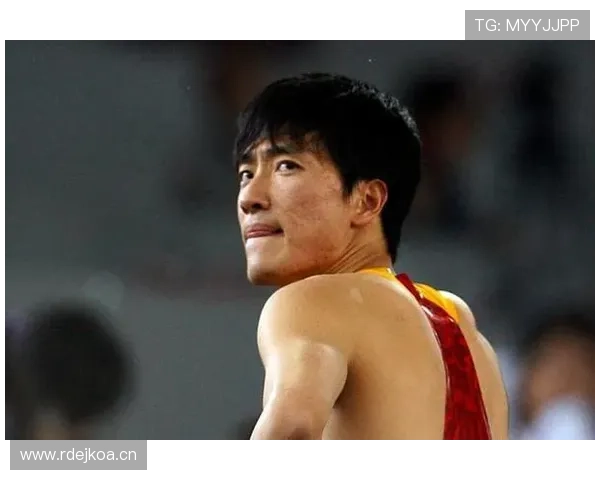 刘翔当年退赛那会儿，银行卡里刚打进来九位数